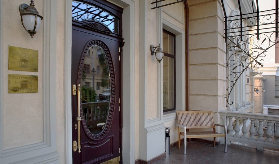 Окна Маркони остекление частных домов, коттеджей, резиденций.